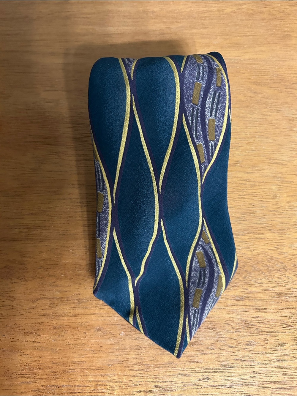 Vintage 100% Silk Wave-Pattern Tie